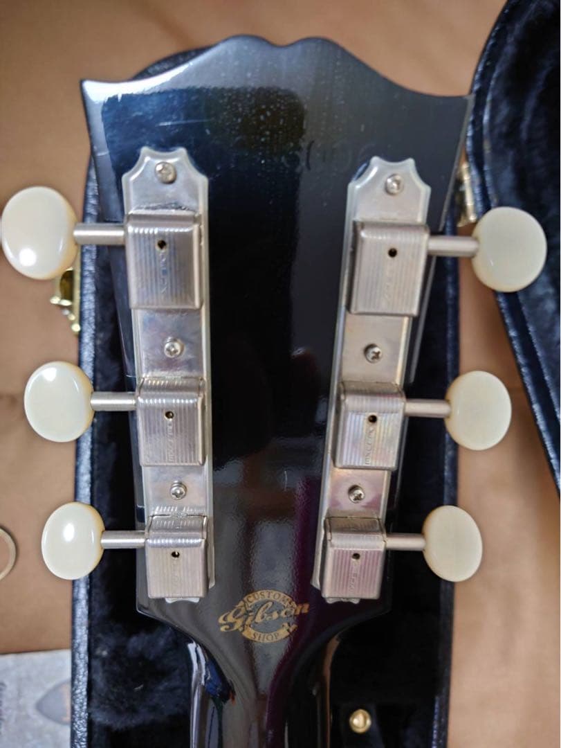 ギブソン社製アコースティックギター