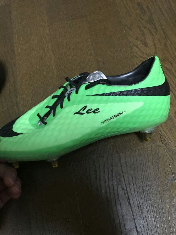 李選手 HYPER VENOM 取り替え式