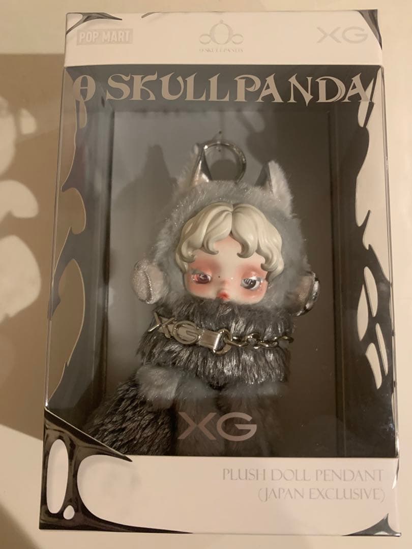 POP MART SKULLPANDA ぬいぐるみペンダント