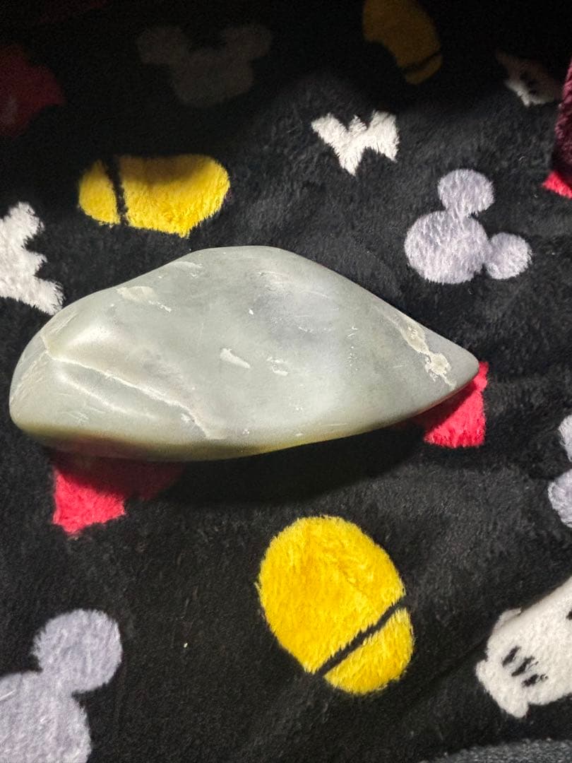 6年前学生時代にヤスリで擦ったただの石