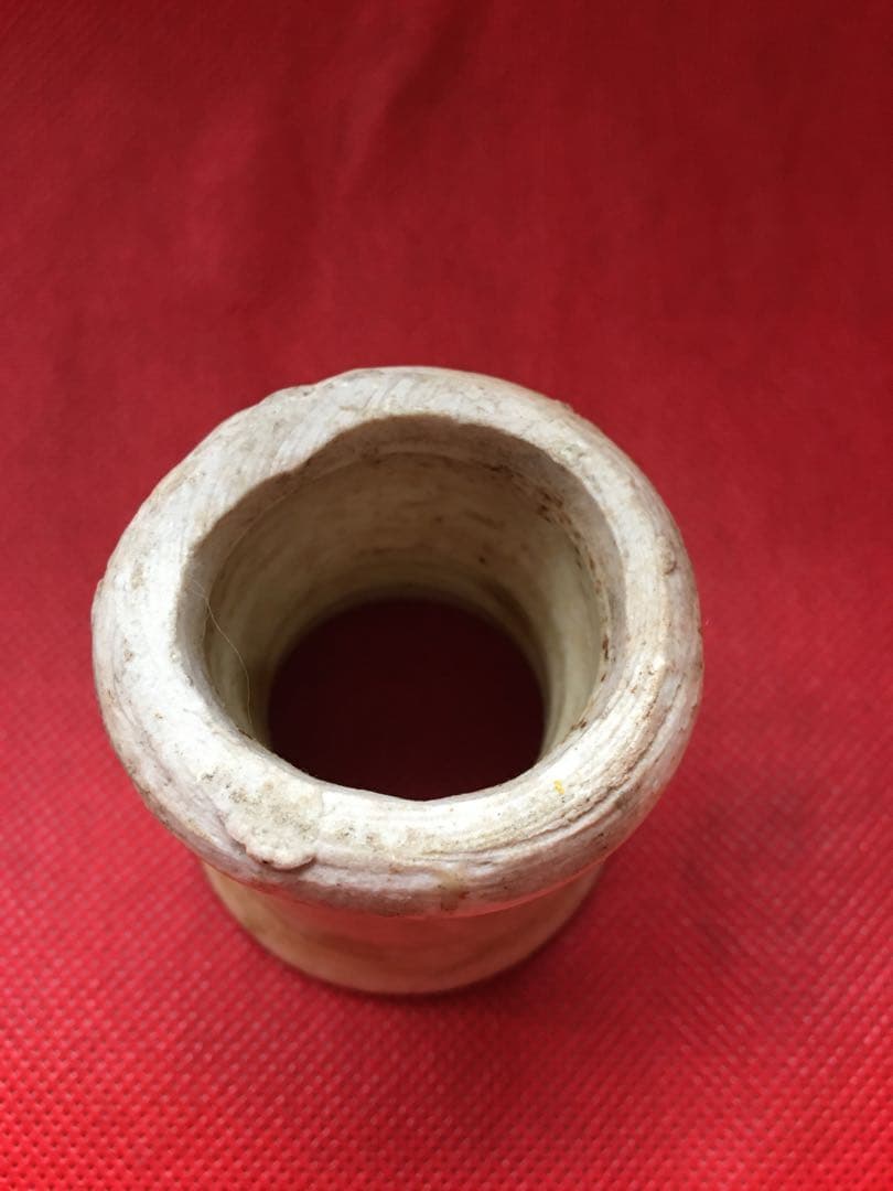 美濃焼　茶筅立て　(天正末年から江戸前期)