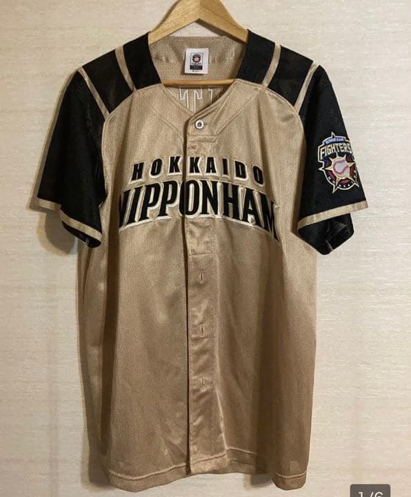 日ハムファイターズ斎藤18番早実