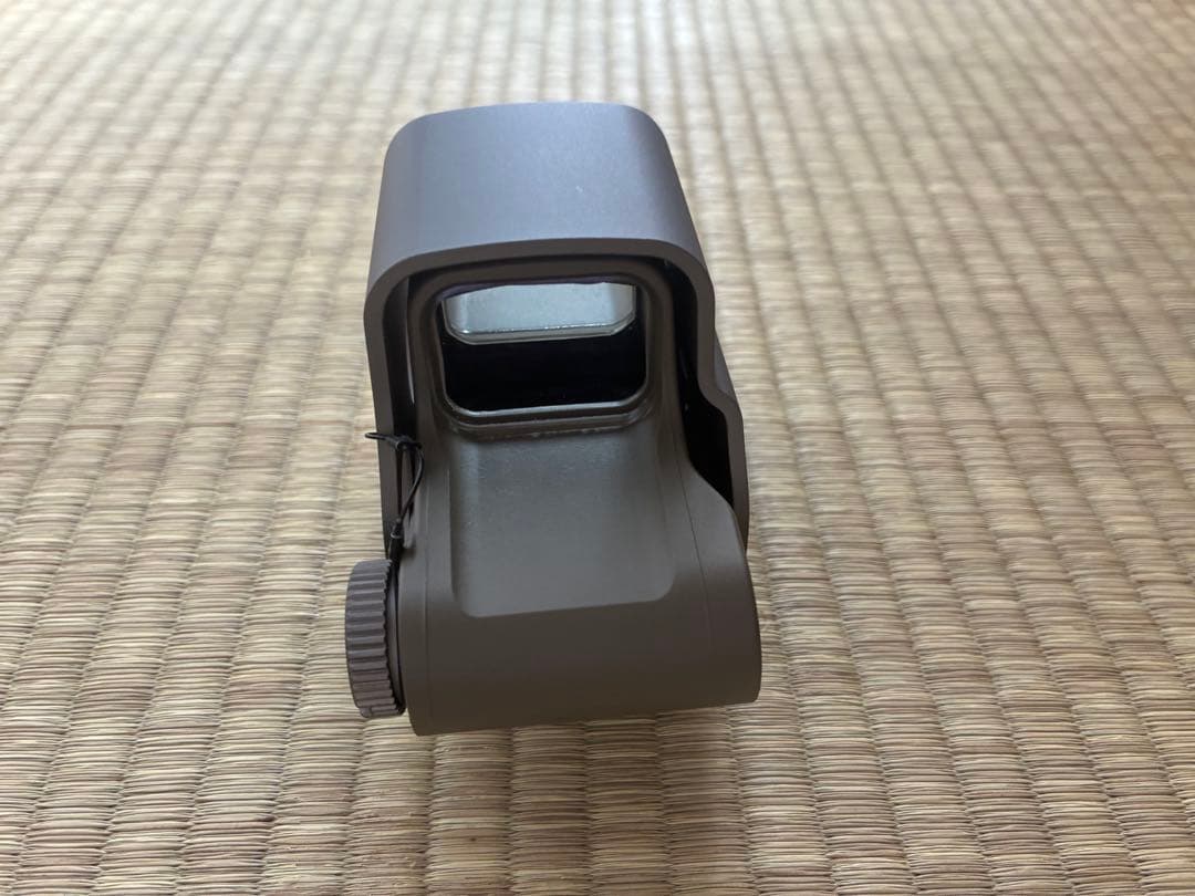 実物EOTech EXPS3 タン色ホログラフィックサイト