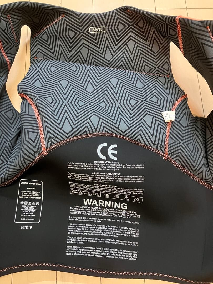 ニールプライド　ライフジャケット　レディース