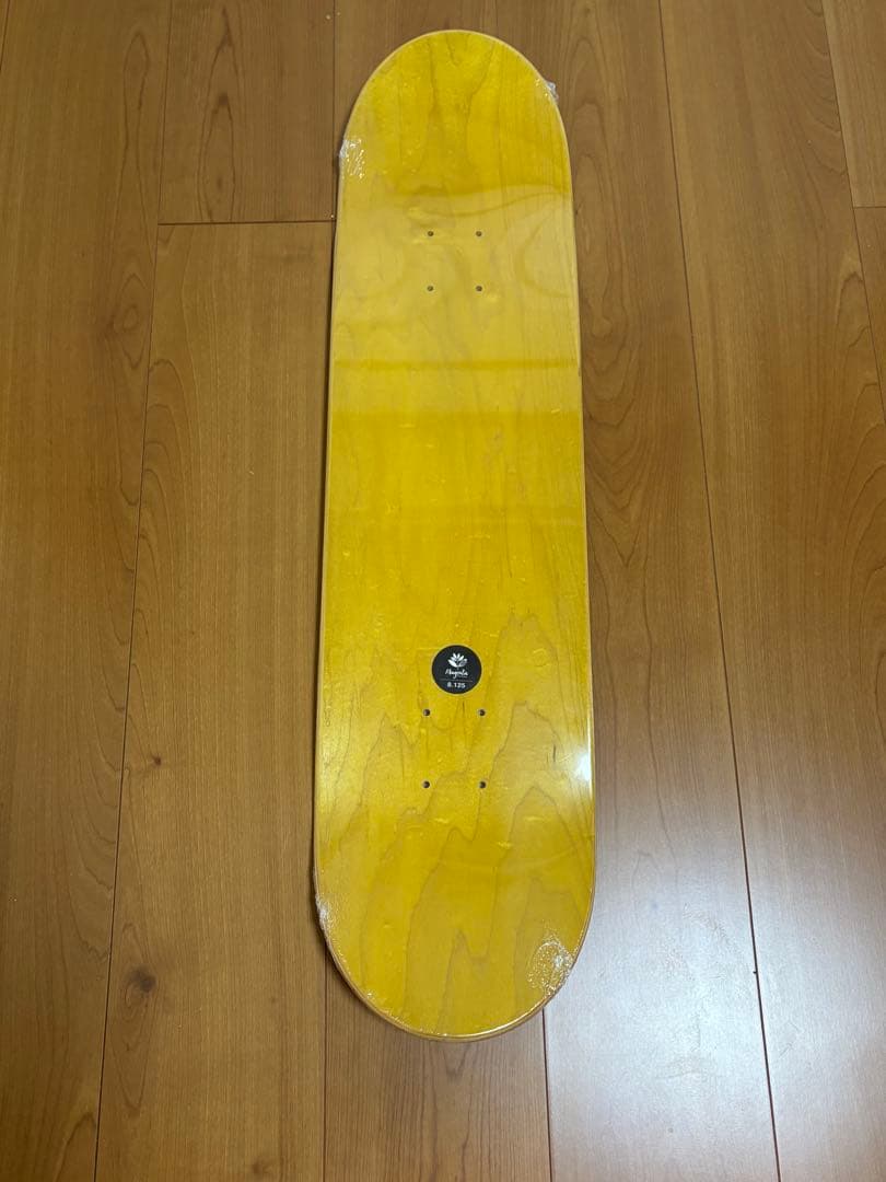 Magenta 8.125 BEN GORE スケートボードデッキ