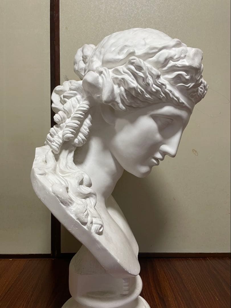 石膏像　アリアス