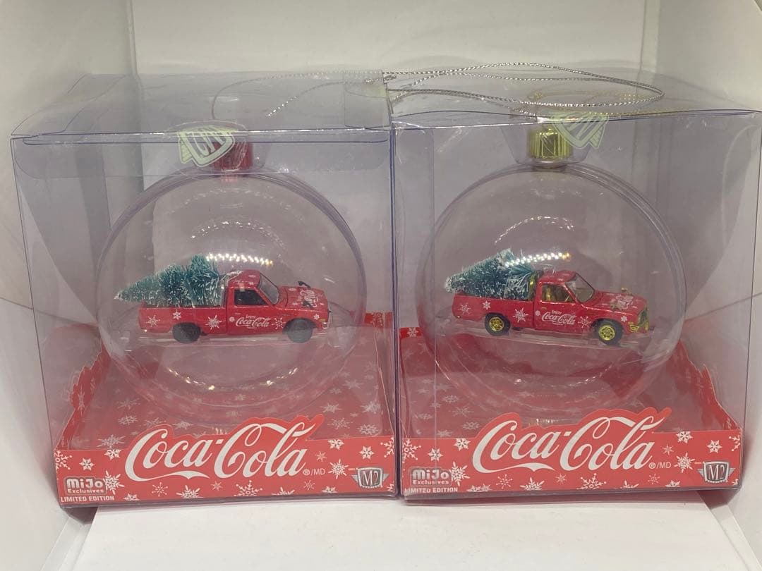 M2チェイス 1/64 ダットサン クリスマス仕様 ２台セット チェース