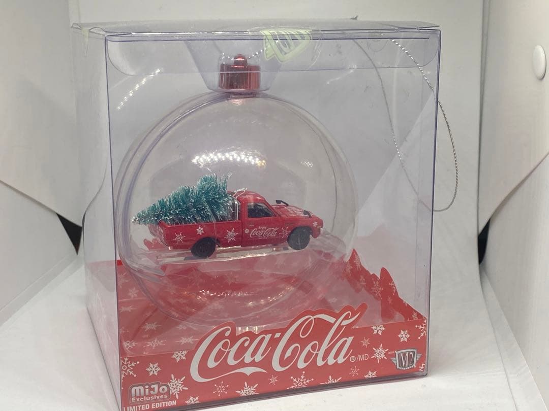 M2チェイス 1/64 ダットサン クリスマス仕様 ２台セット チェース