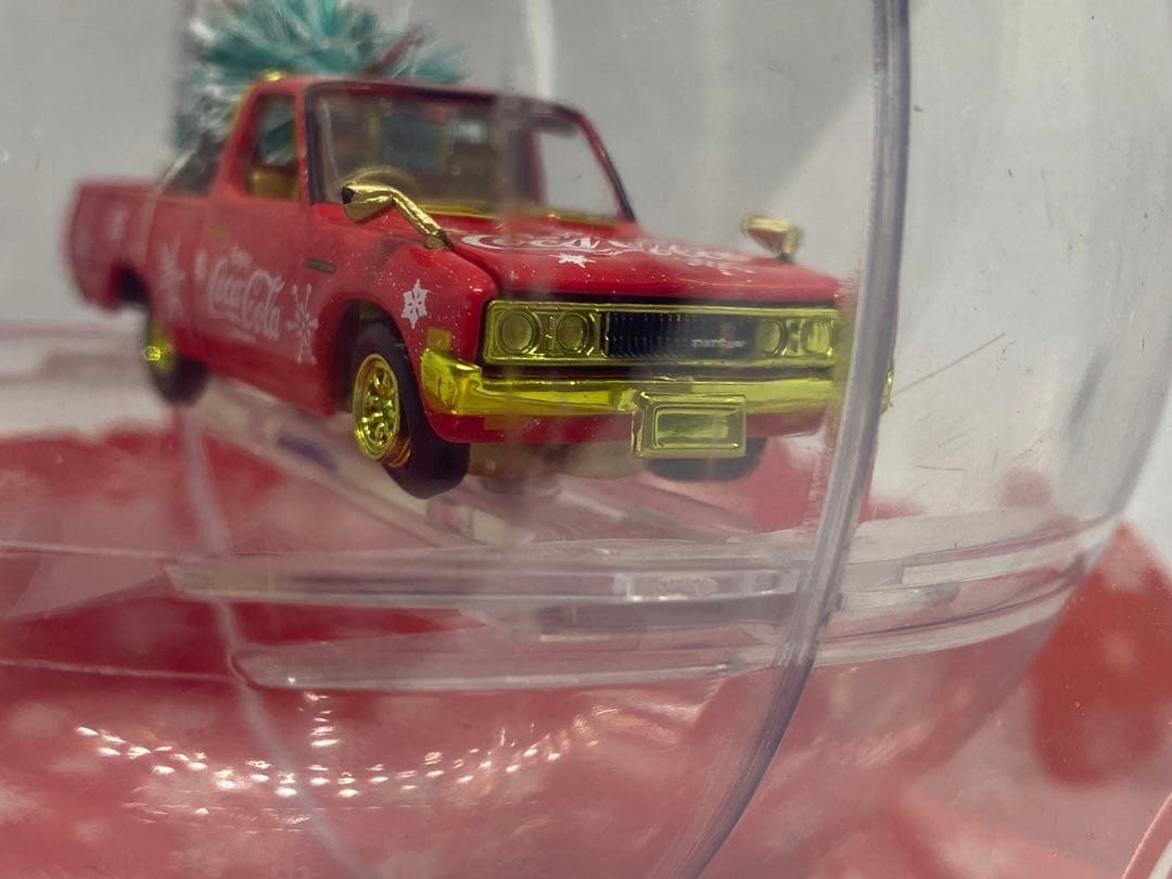 M2チェイス 1/64 ダットサン クリスマス仕様 ２台セット チェース