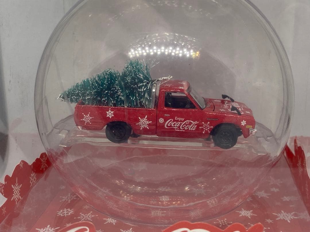 M2チェイス 1/64 ダットサン クリスマス仕様 ２台セット チェース