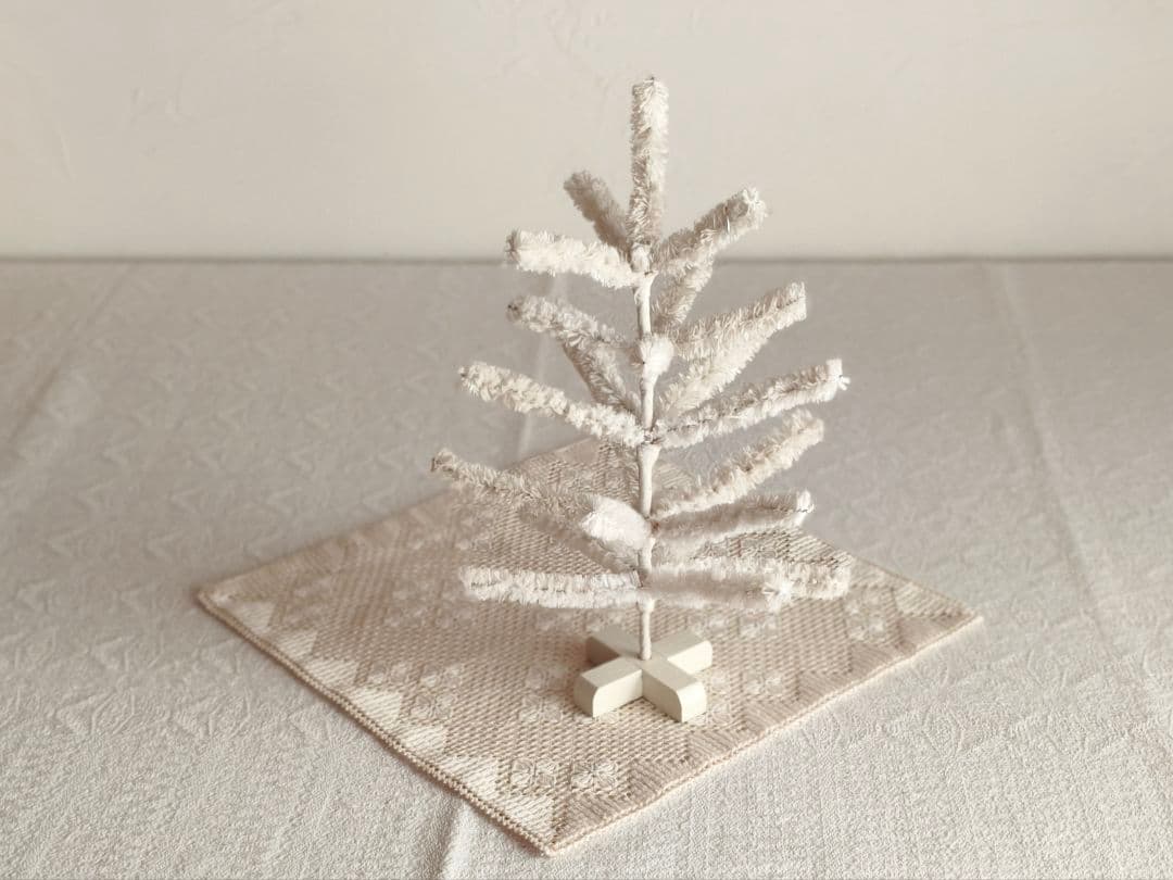 【トントトンさま】vintage tree ❀ モコモコ ホワイト モールツリー