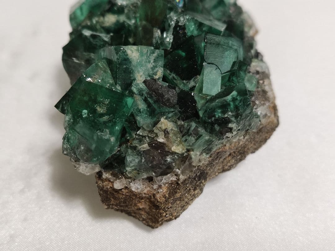 パワーストーン　天然石　原石　フローライト　241g　No.970