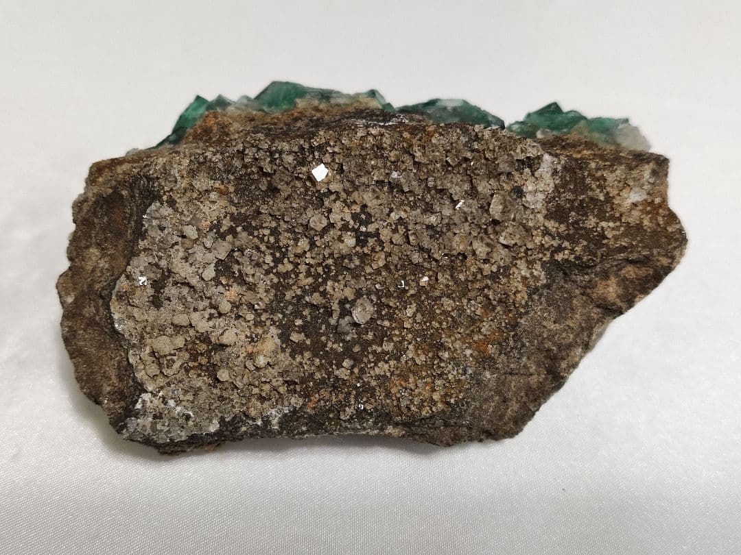 パワーストーン　天然石　原石　フローライト　241g　No.970