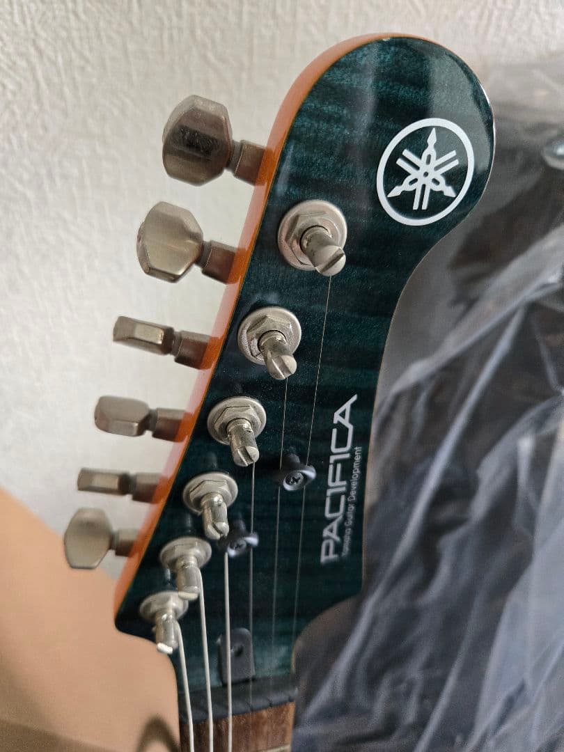 ギター Yamaha PACIFICA 612 VIIFM IDB