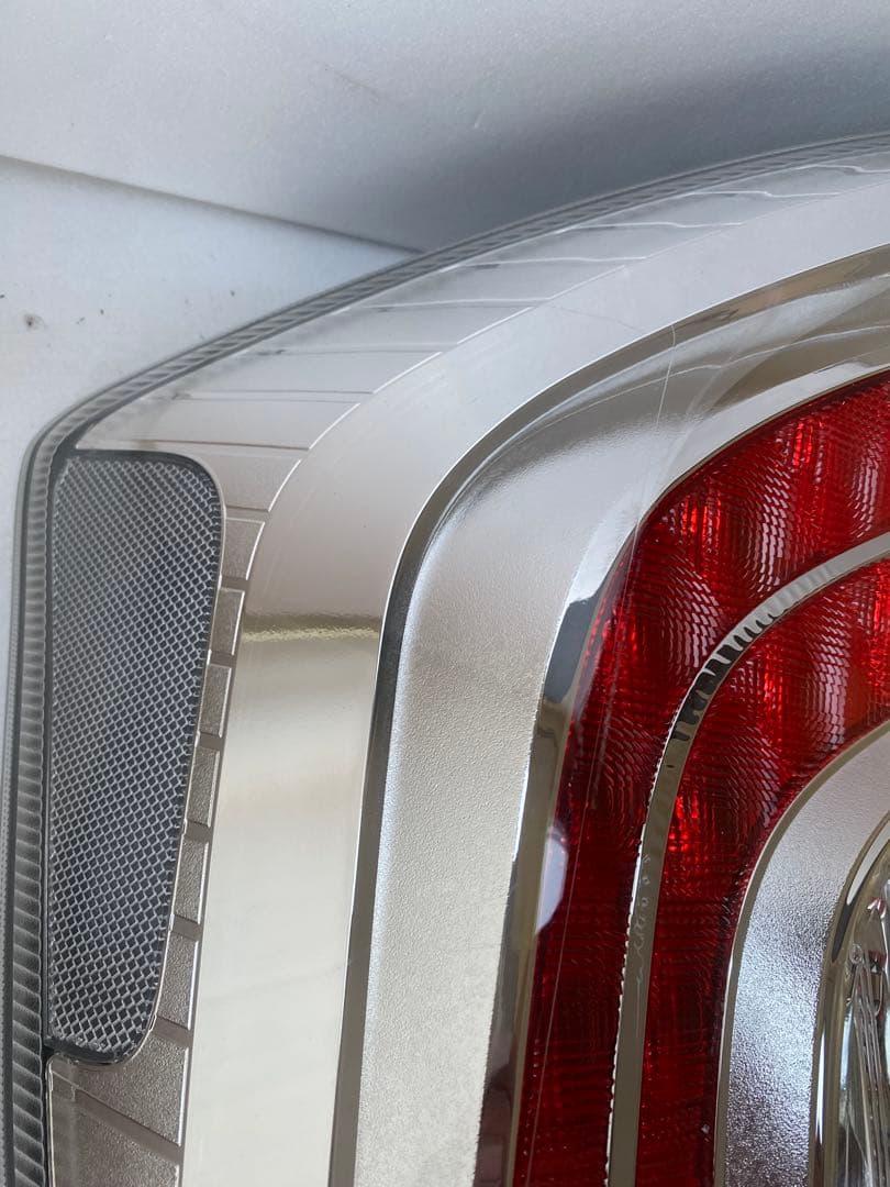 トヨタ プリウス 30系 後期 純正テールランプ 左右セット