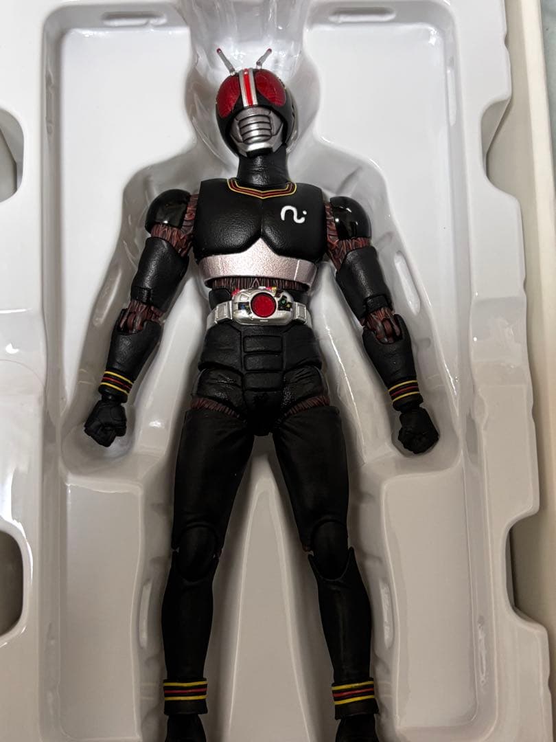 S.H.Figuarts 真骨彫　仮面ライダーBLACK