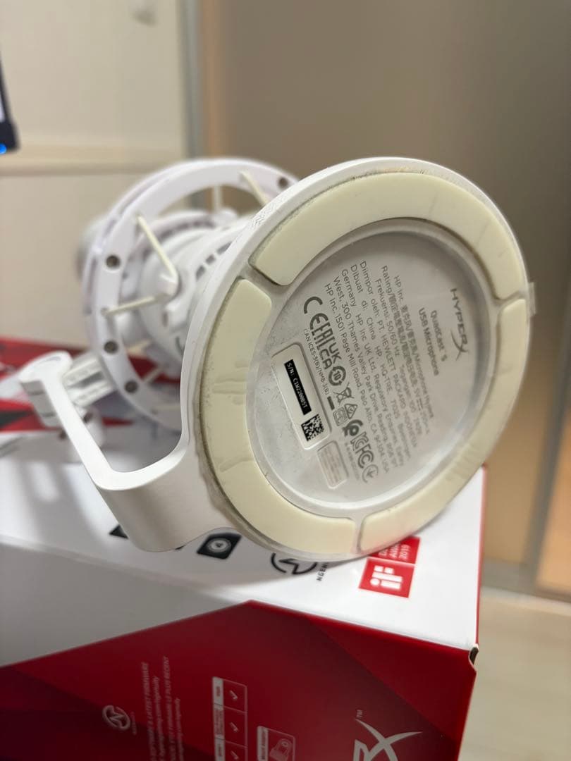 HyperX QuadCast S ホワイト