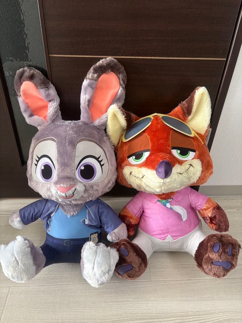 塩*a様 早い者勝ち‼️ズートピア2 スーパーラージ ぬいぐるみ ニック＆ジュデ