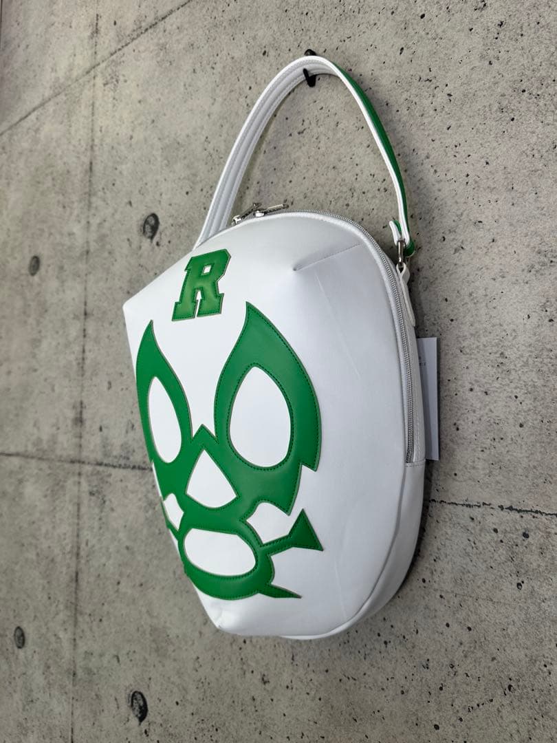 【新品未使用】サイズ(縦:37横:25幅:10)シューズケースラッセルノ2604