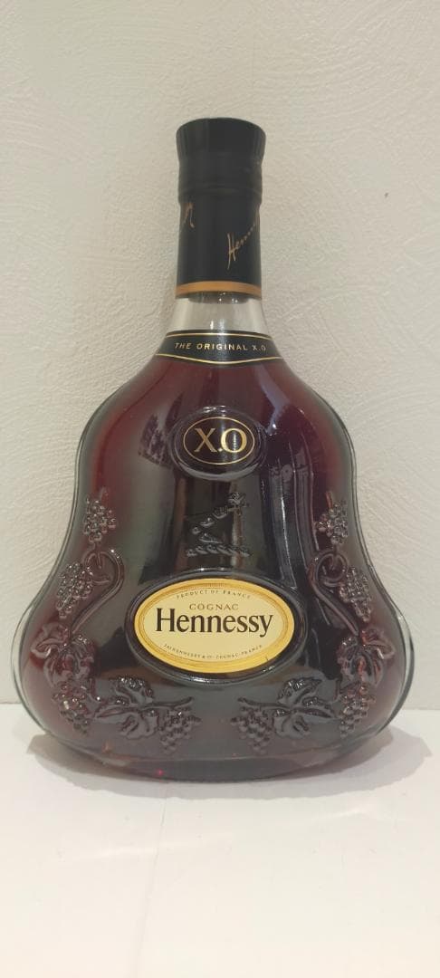 つ*う様 【神奈川県限定発送】コニャック ヘネシー XO 700ml 黒キャップ
