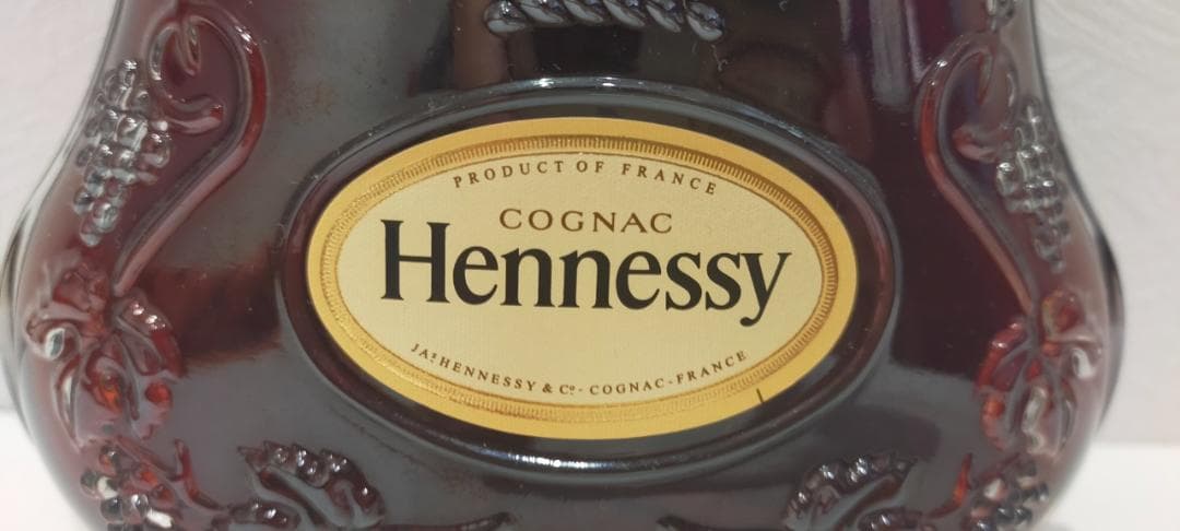 つ*う様 【神奈川県限定発送】コニャック ヘネシー XO 700ml 黒キャップ