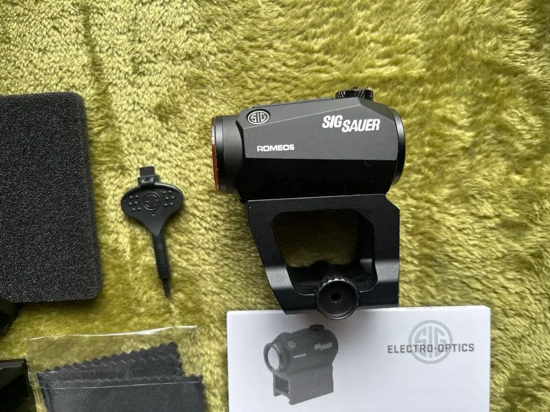 SIG SAUER ROMEO5 ホロサイト　スカラワークタイプマウント付き