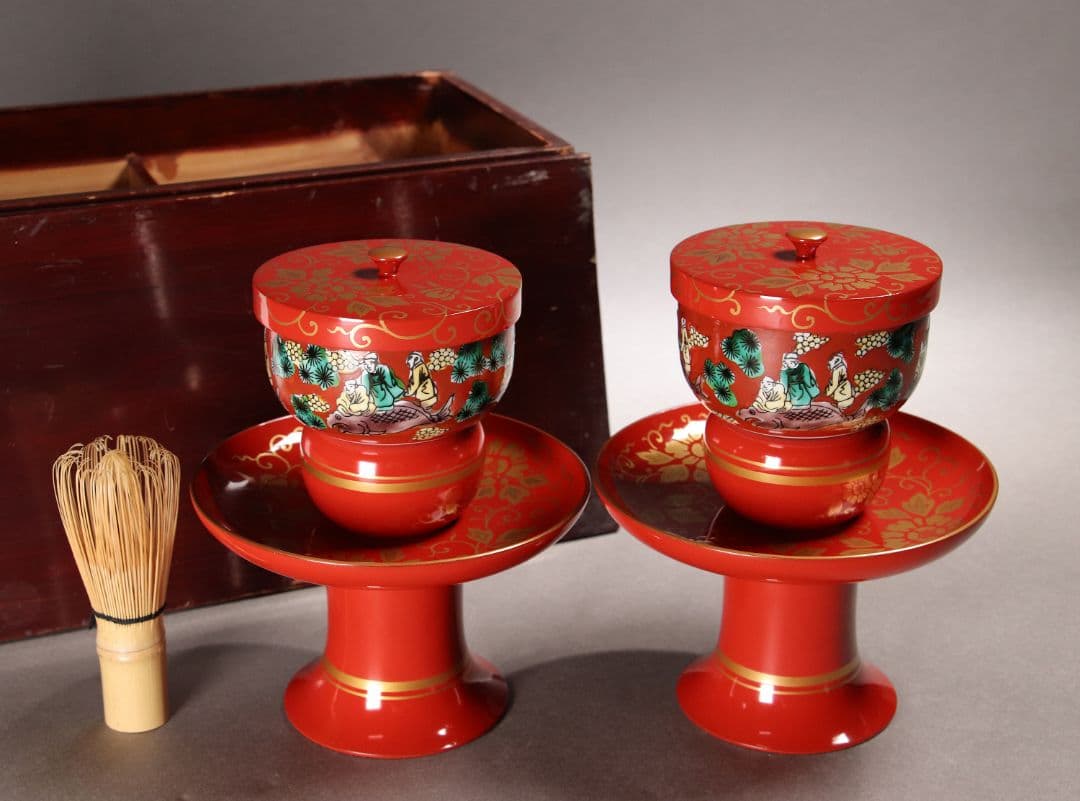 M422 時代漆芸 花唐草金蒔絵朱塗茶臺一対 九谷木米赤絵茶器 木箱 /木製茶台
