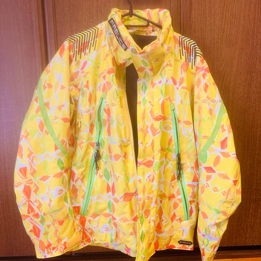 スキー・スノーボード　ウエア　上下セット