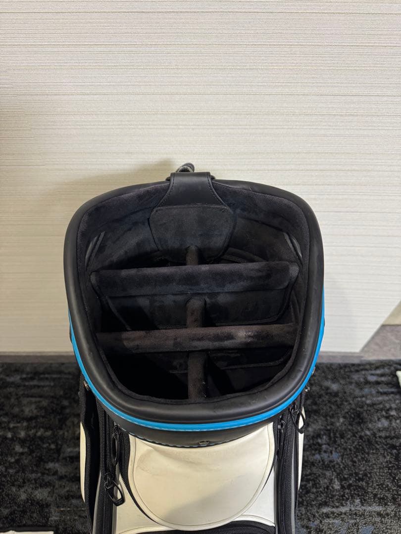 専用テーラーメイド SIM キャディバッグ ツアーモデル 10.5型