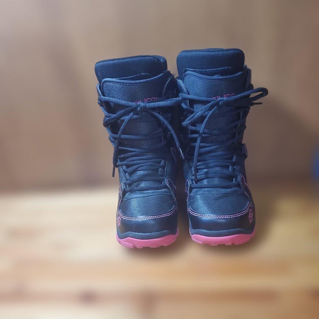 2回使用！SILICON スノーボードブーツ 23.5cm! 26191