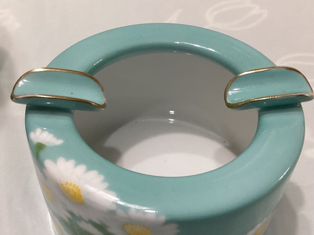 オールドノリタケ　陶器製煙草入れ、灰皿　青地白菊　ビンテージ　ヤジロベー印記念品