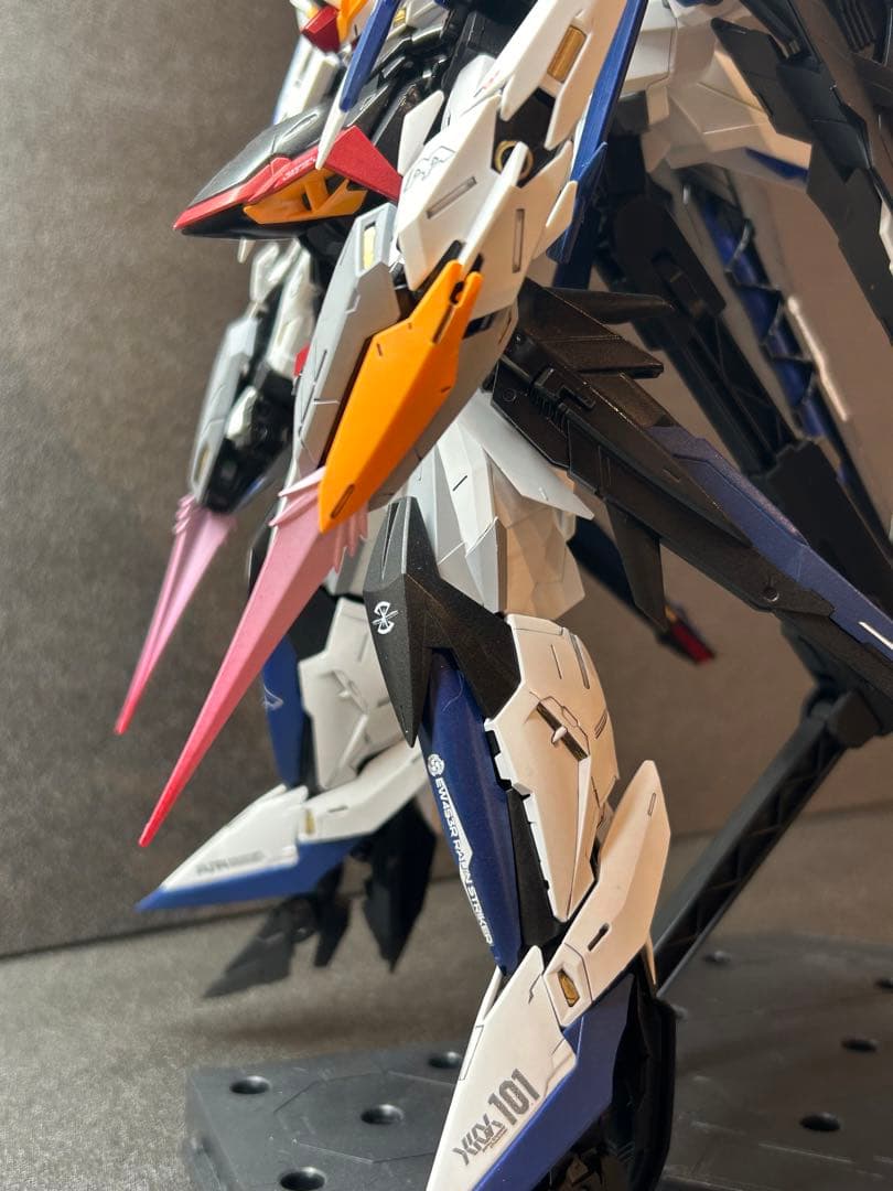 MG エクリプスガンダム&ライジンストライカー フリーダムカラー 完成品