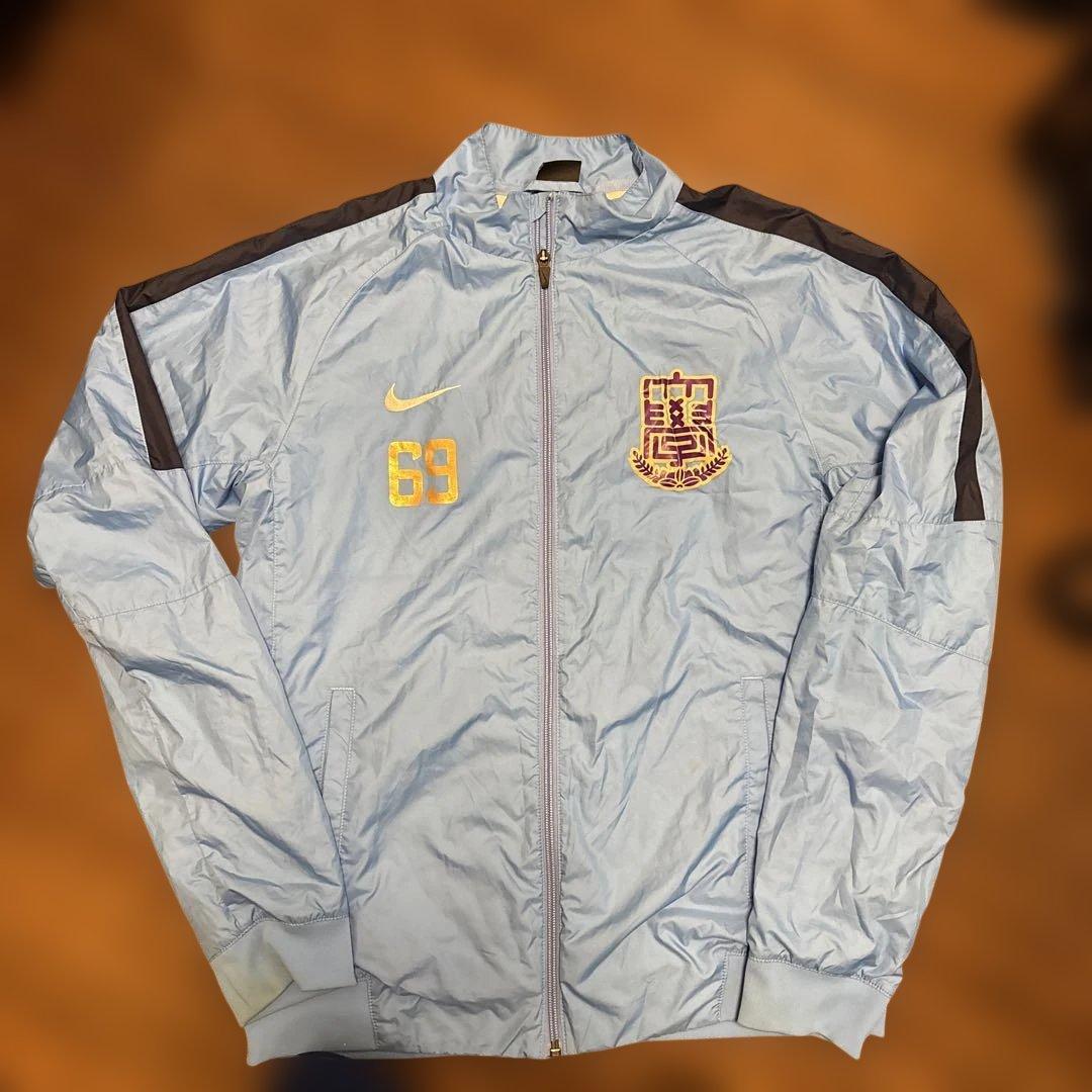 Nike 札幌大学サッカー部　ウインドブレーカー