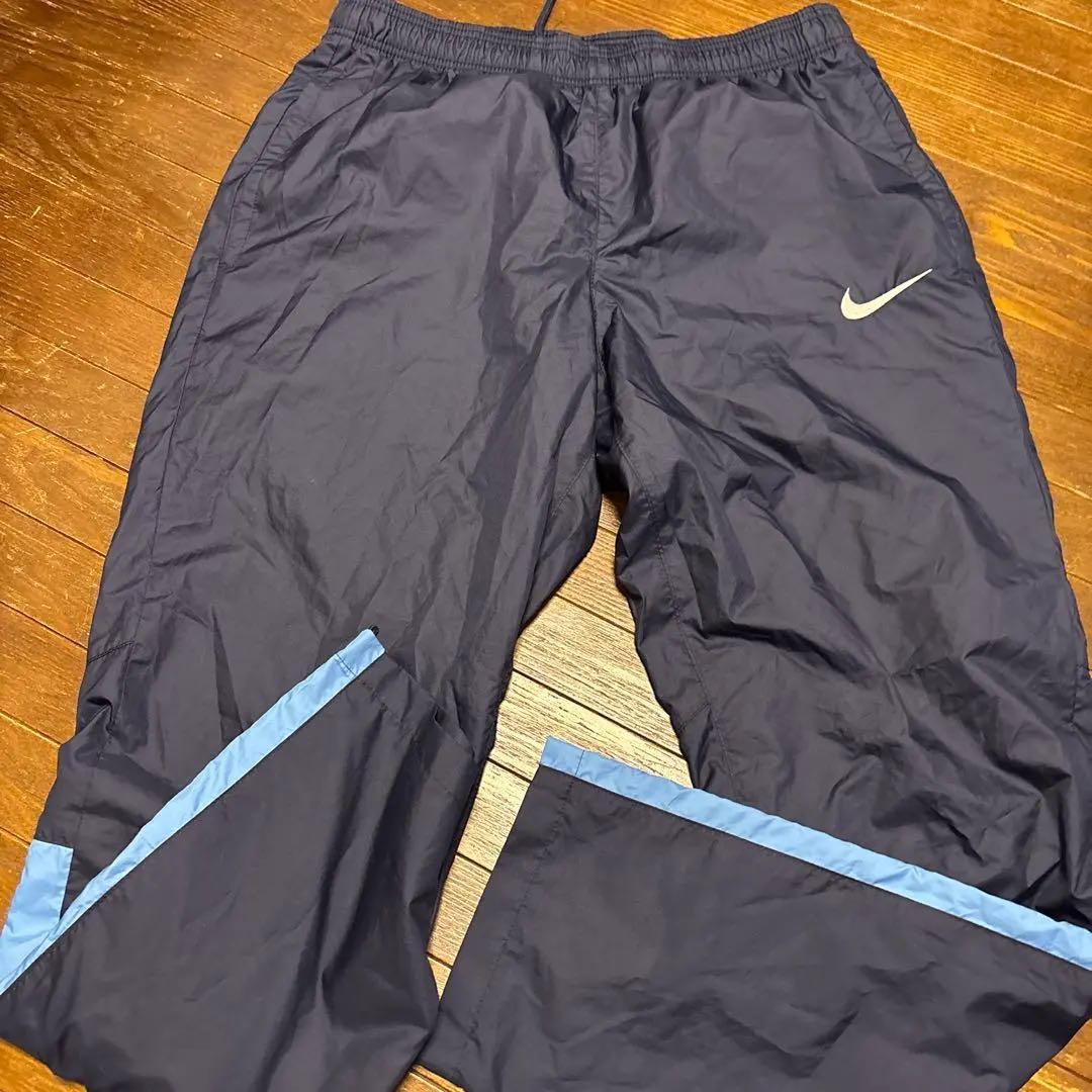 Nike 札幌大学サッカー部　ウインドブレーカー