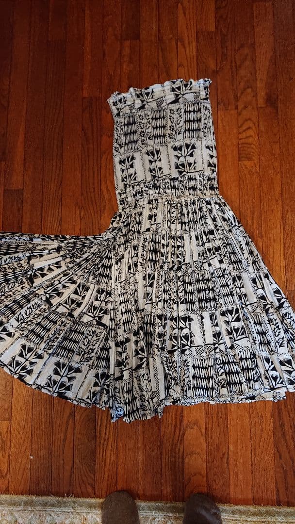 Noanoa ノアノアのショートドレス モノクロ柄