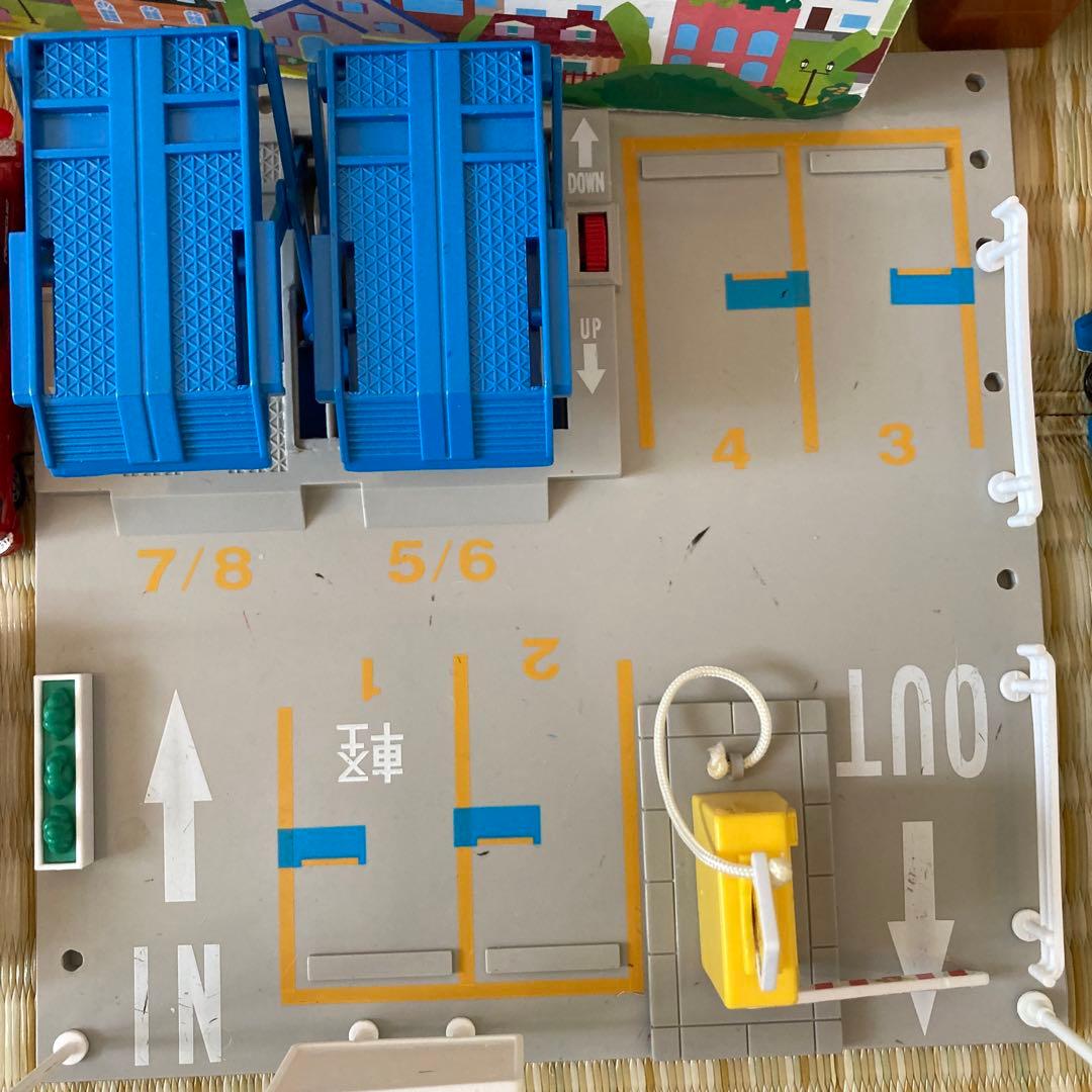 DXトミカタワー　アクション高速道路　トミカタウンどうろセット　トミカ本体多数！