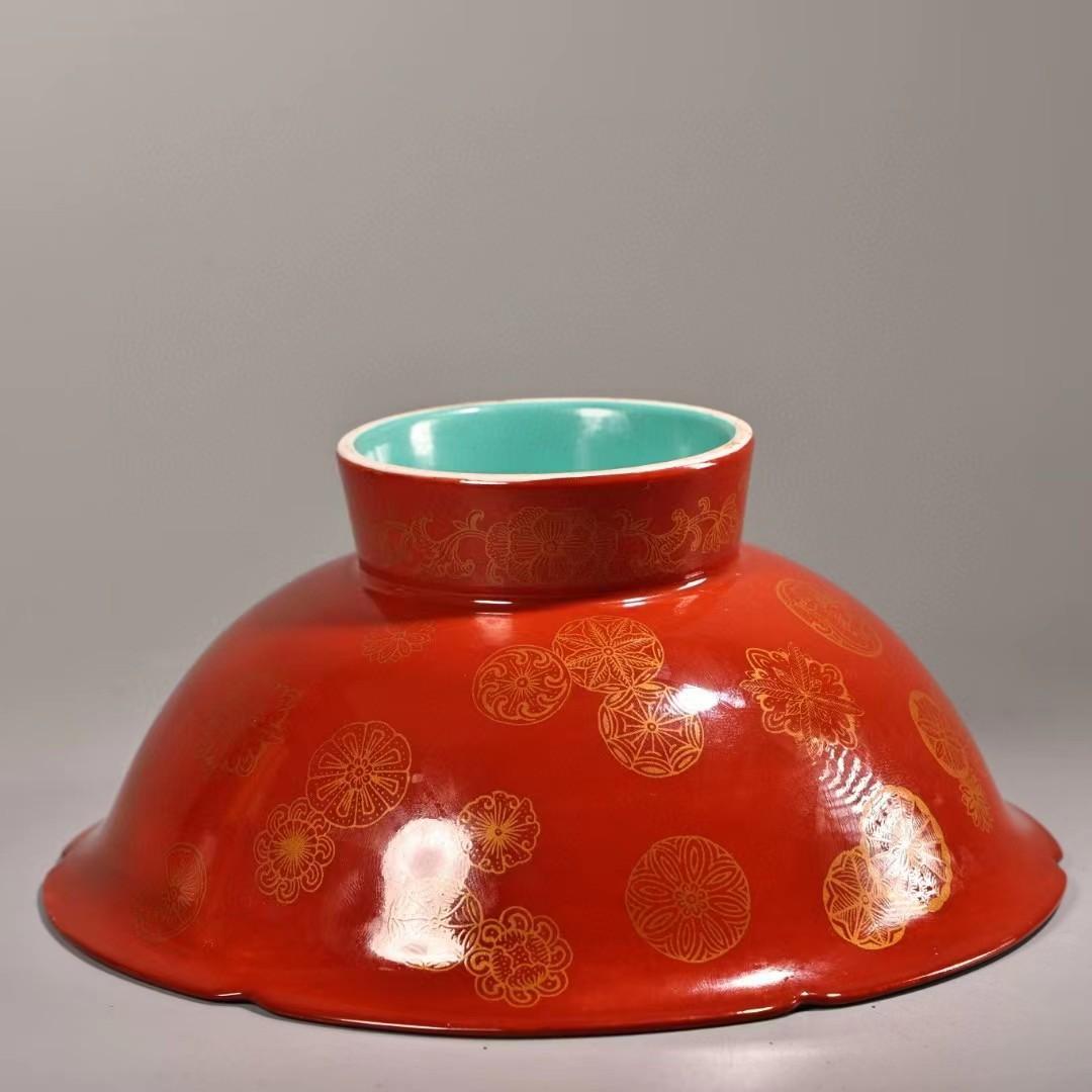 中国古美術・珍蔵七宝彩と粉彩・赤釉と描金磁器の碗・純手描き・箱付・置物・観賞皿