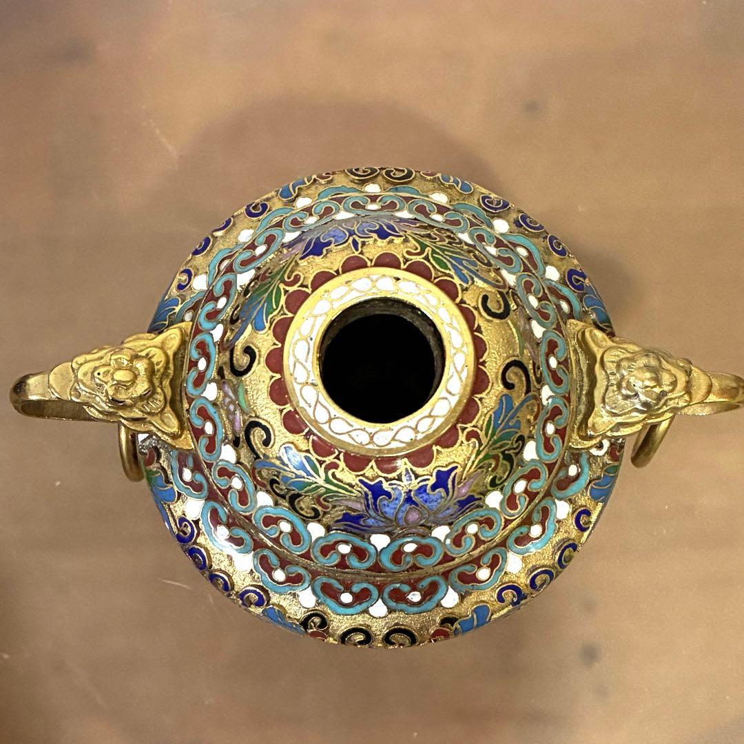 中国美術　三つ脚　七宝焼香炉　金彩唐蓮花紋　景泰藍　耳輪　獅子　アンティーク