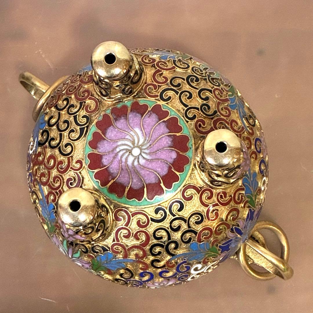 中国美術　三つ脚　七宝焼香炉　金彩唐蓮花紋　景泰藍　耳輪　獅子　アンティーク