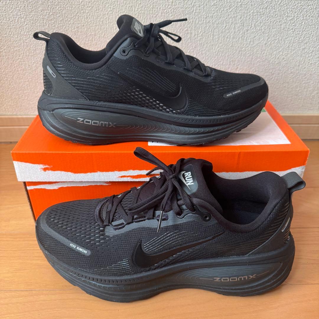 未使用級⭐️ Nike Vomero 18 \"Triple Black\"