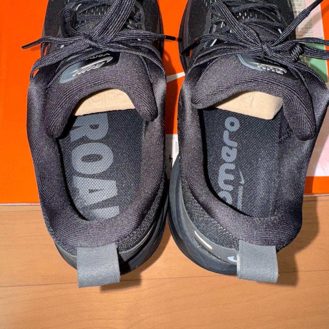 未使用級⭐️ Nike Vomero 18 \"Triple Black\"