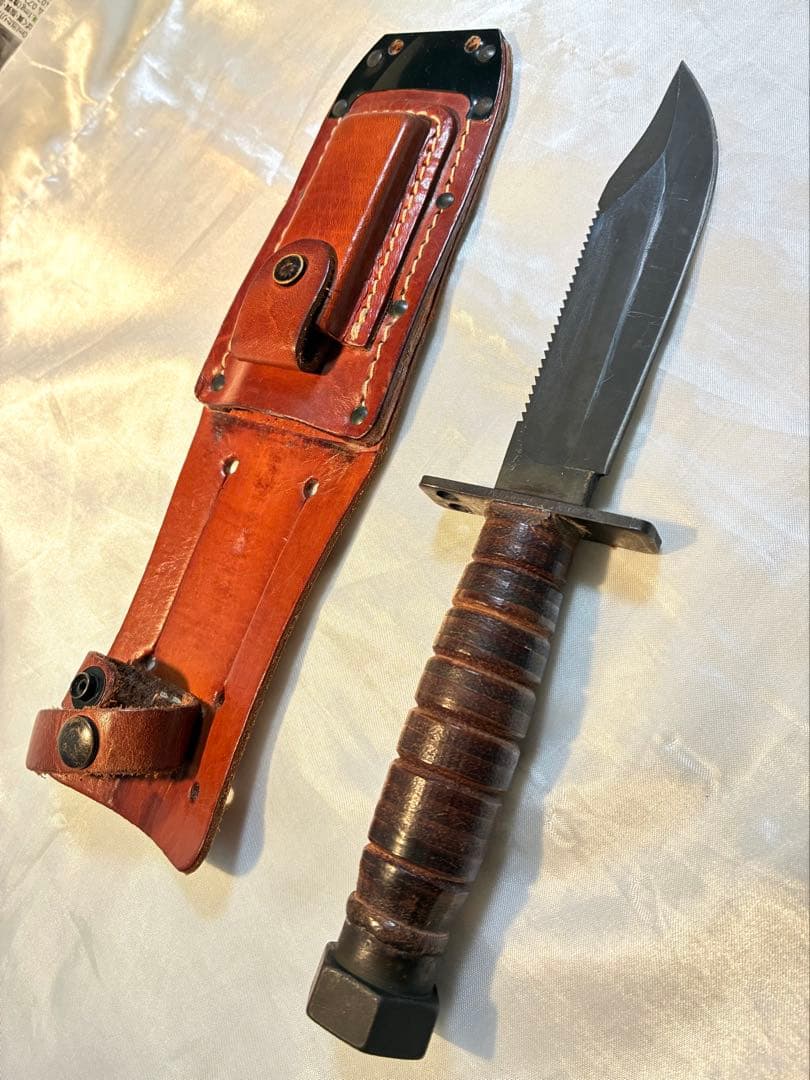 エアフォースサバイバルナイフ　カミラス