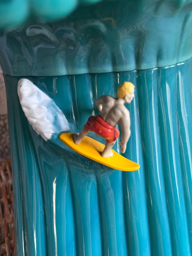 WAVE COOKIE JAR★ビーチボーイズ★サーフィンソング3曲が流れる