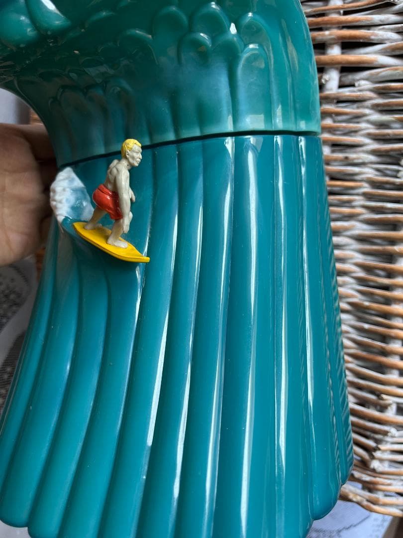 WAVE COOKIE JAR★ビーチボーイズ★サーフィンソング3曲が流れる