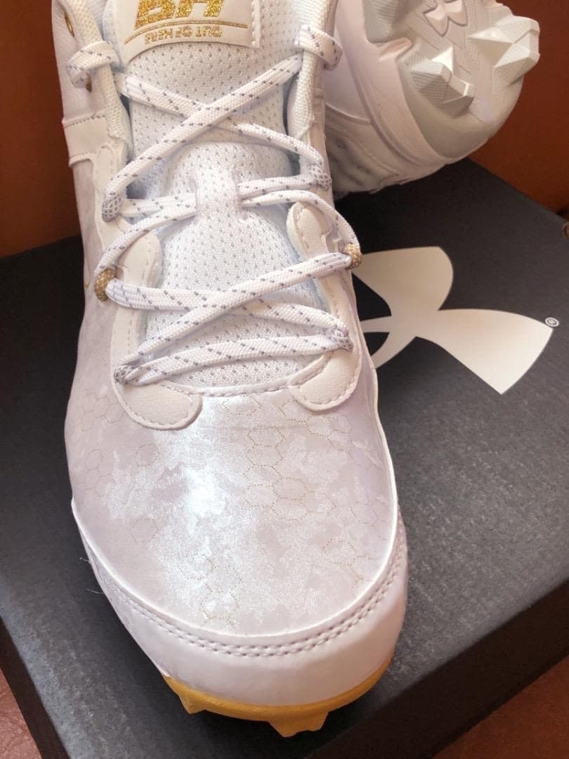 新品2026年USA国内限定☆アンダーアーマー野球ハーパー8MidRm28cm★