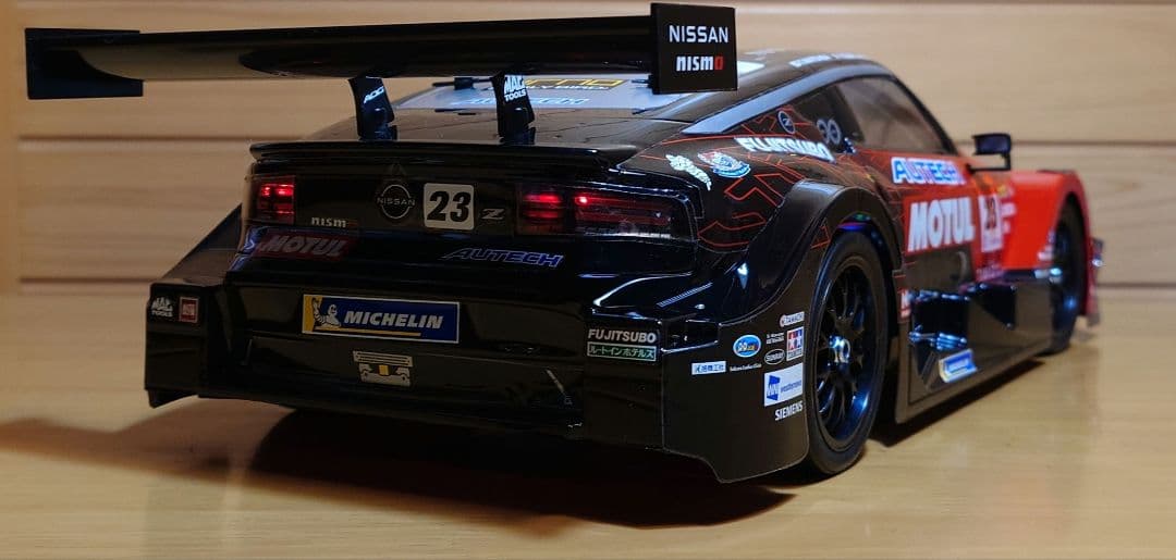 MOTUL AUTECH Z LEDライト付＆プロポバッテリー充電器完成品セット