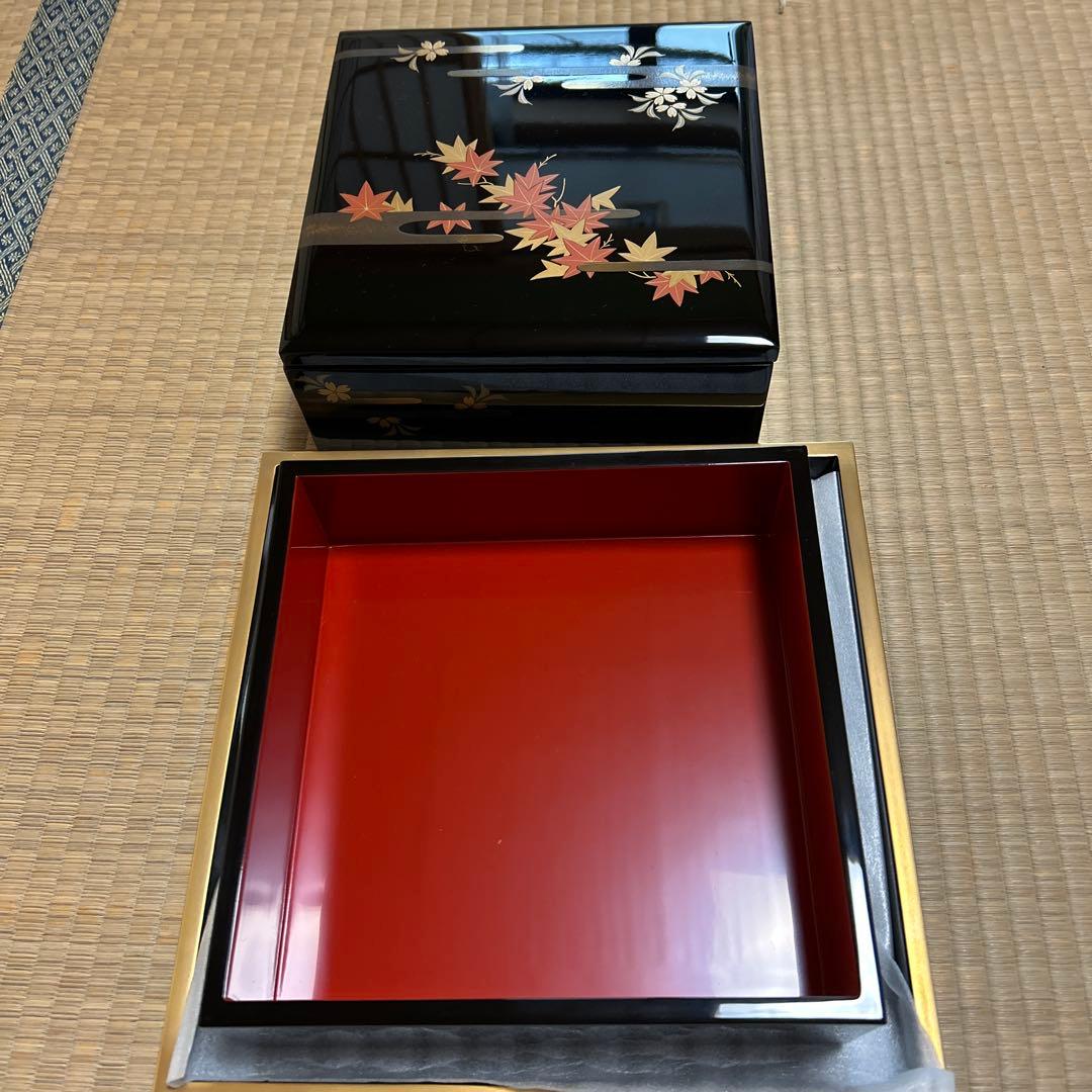 高級輪島塗　2段重箱(台付き)