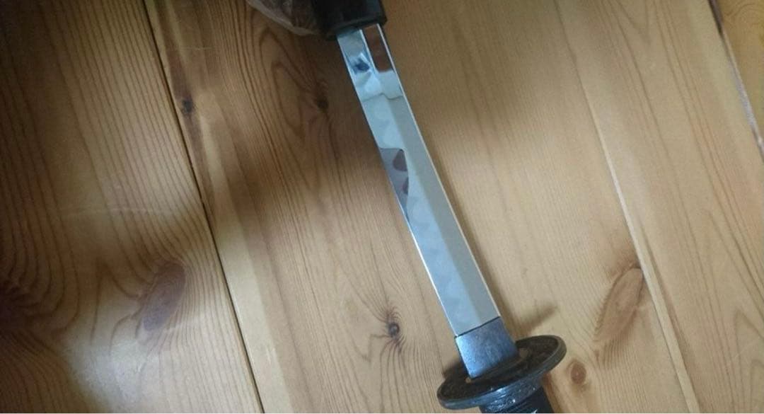 送料込 翌日発送 模造刀 黒 刀剣乱舞 金属 送料込 最終値下げ