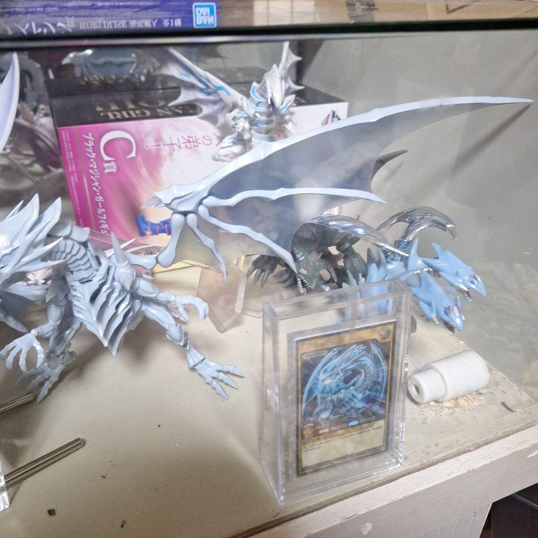 遊戯フィギュア、カード、ホビーまとめ売り最初価格