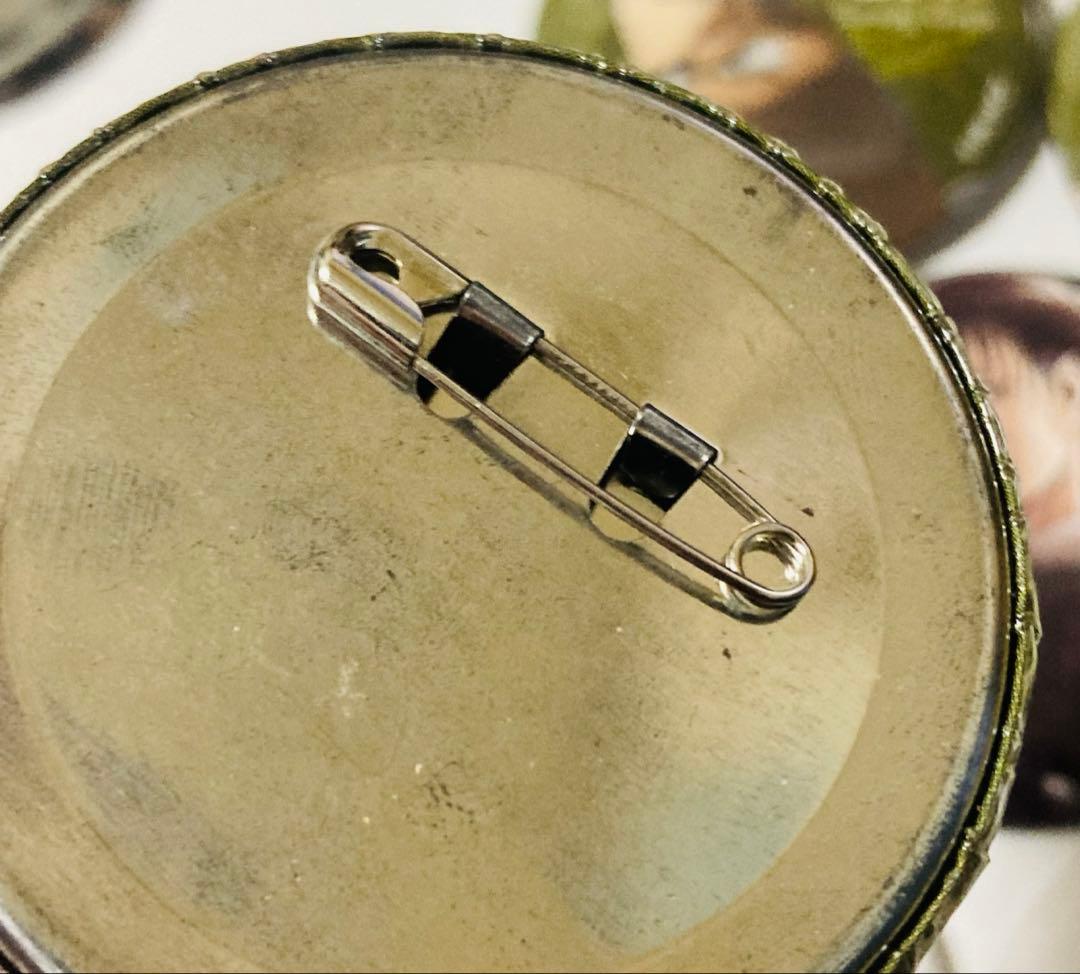 進撃の巨人 リヴァイ 缶バッジ 12点セット